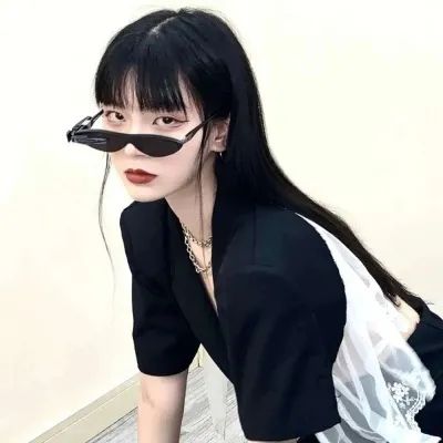 干净又好看的气质头像(24张)