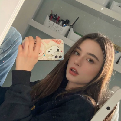 干净又好看的气质头像女(34张)