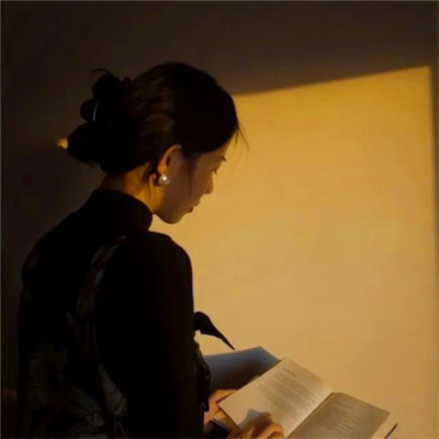 干净又好看的气质头像女(34张)