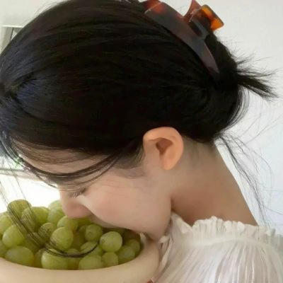 干净又好看的气质头像女(34张)