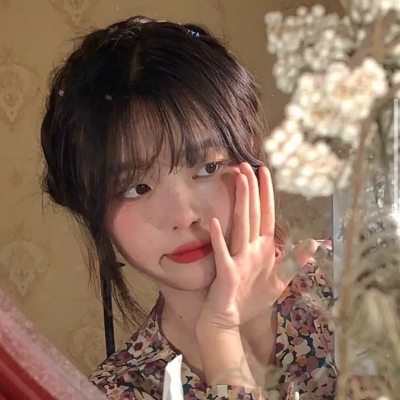 干净又好看的气质头像女(34张)