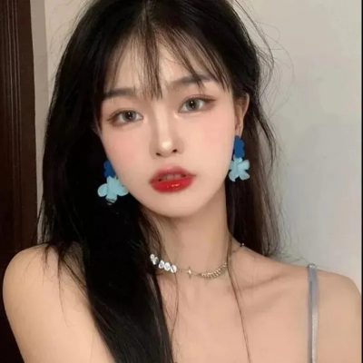 很独特的头像图片女(精选17张)