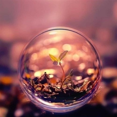 沉稳大气的微信头像图片(精选24张)