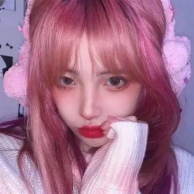 安静又温柔又沉稳的女生头像(精选24张)