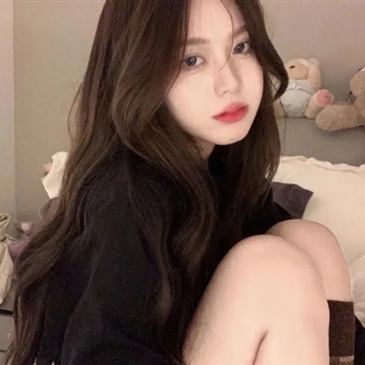 安静又温柔又沉稳的女生头像(精选24张)