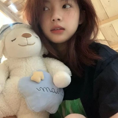 2023最火女生个性头像(24张)