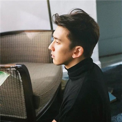 好看的微信男头像会吸引女孩(28张)