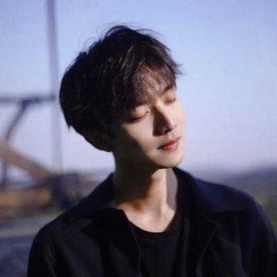 彻底绝望的头像男生(22张)