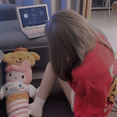 满眼都是遗憾的头像女(24张)