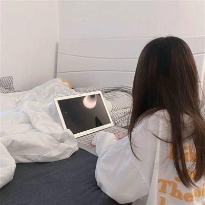 满眼都是遗憾的头像女(24张)