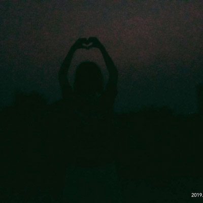 丧到极致的女生头像图片(精选22张)