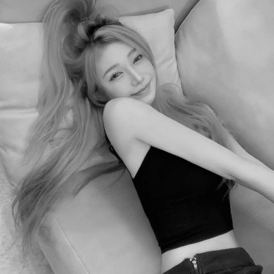 2023年最霸气黑白头像(精选24张)