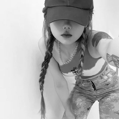 2023年最霸气黑白头像(精选24张)