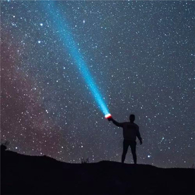 有男人味霸气的头像(24张)