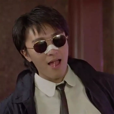 最近抖音上很火的头像(18张)