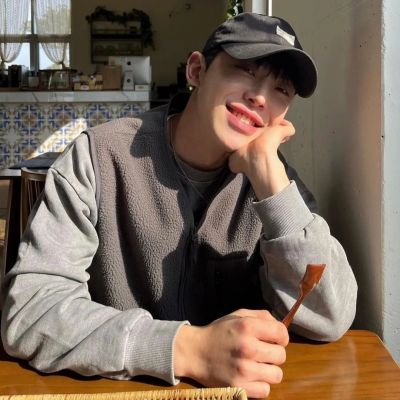 又酷又潮的男生头像(精选24张)