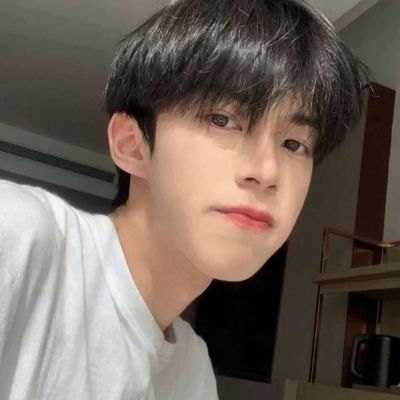 很酷很帅的男生头像真人(32张)