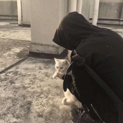 最近比较火的男生头像(27张)