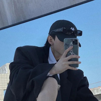 2023网红男头像(精选24张)