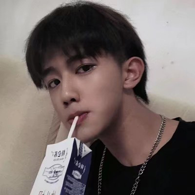 2023网红男头像(精选24张)