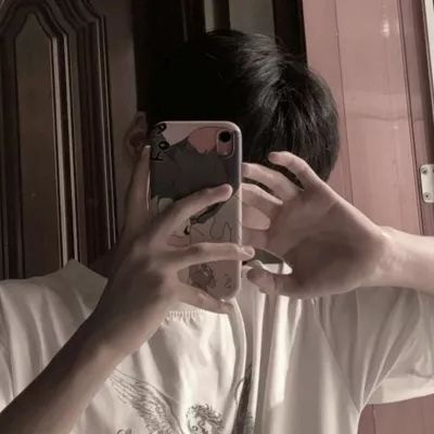 2023网红男头像(精选24张)