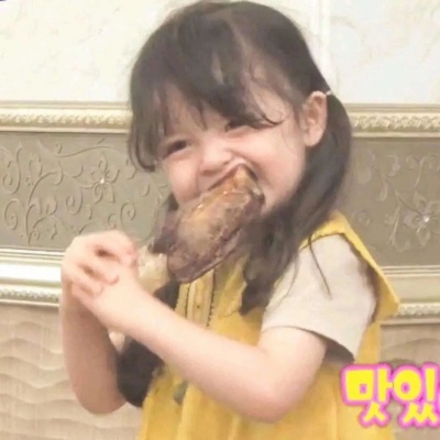 高清超级搞怪可爱的微信头像图片(精选12张)