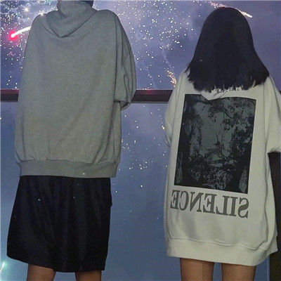 微信头像真人情侣2023最火图片(26张)