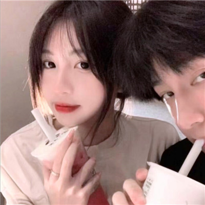 微信头像真人情侣2023最火图片(26张)