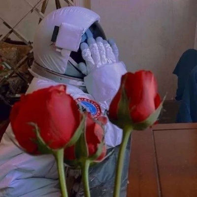 2023幸福甜蜜高级小众情侣头像(精选24张)