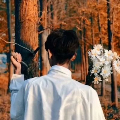 2023幸福甜蜜高级小众情侣头像(精选24张)