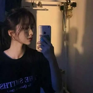 高清头像女生简单气质图片(24张)