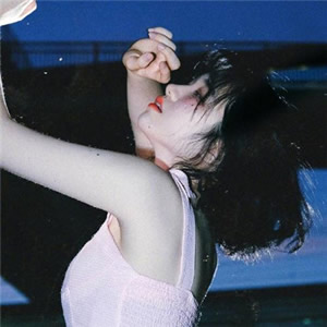 高清头像女生简单气质图片(24张)