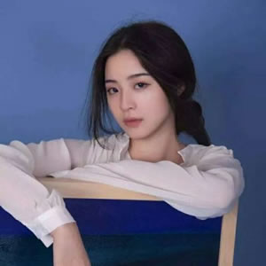 高清头像女生简单气质图片(24张)