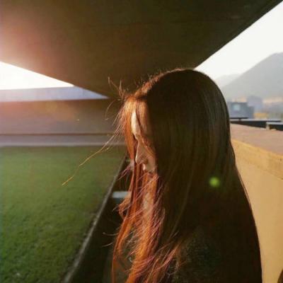 微信头像唯美意境女生清新图片(精选27张)