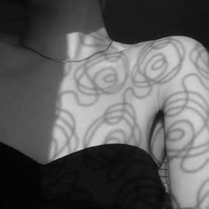 成熟御姐黑白头像(精选24张)