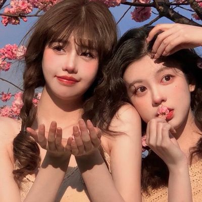 优质女头ins2023新款高清图片(精选24张)