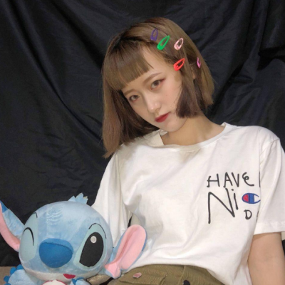 闺蜜头像高清一人一张(精选24张)