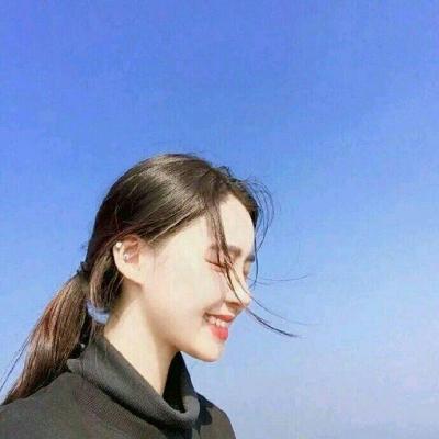 蓝色系清新文艺高清女头图片(21张)