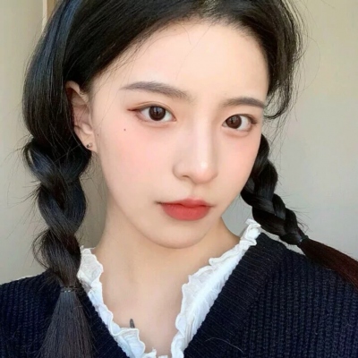 很欲很撩的女生头像(24张)