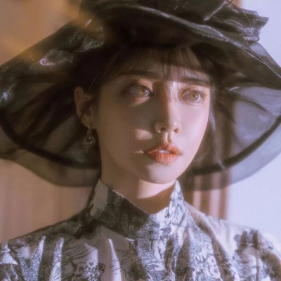 高清好看的霸气高冷女神图片(精选21张)