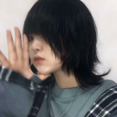 高清好看的霸气女头像社会冷酷图片(24张)