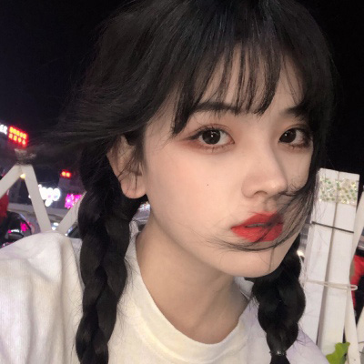 调皮可爱的女生头像(24张)