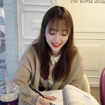 高清又温柔又淑女的女生头像(24张)