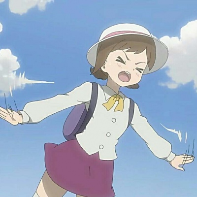 高清戴帽子的女生头像动漫图片(16张)