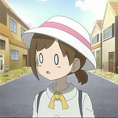 高清戴帽子的女生头像动漫图片(16张)