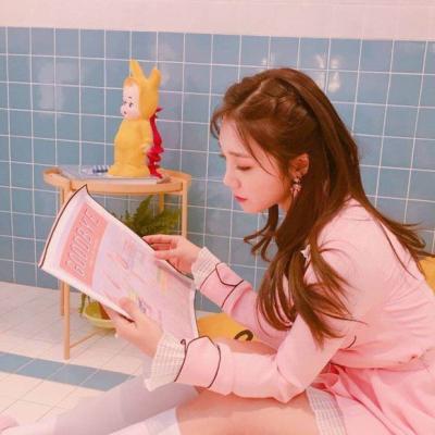 很有个性超好看的高清女生头像图片(精选24张)