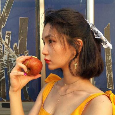 很有个性超好看的高清女生头像图片(精选24张)