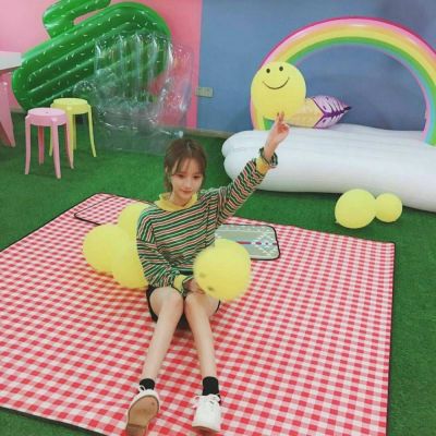 高清清新的头像女生青涩纯情真人图片(18张)