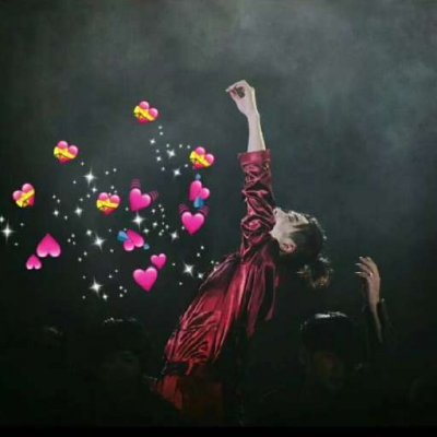 发射爱心情头一左一右(精选12张)