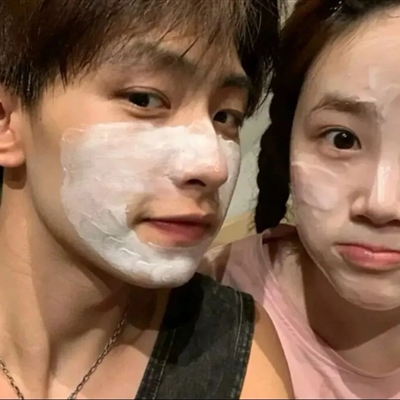 情侣头像2023最新流行高清图片(精选24张)